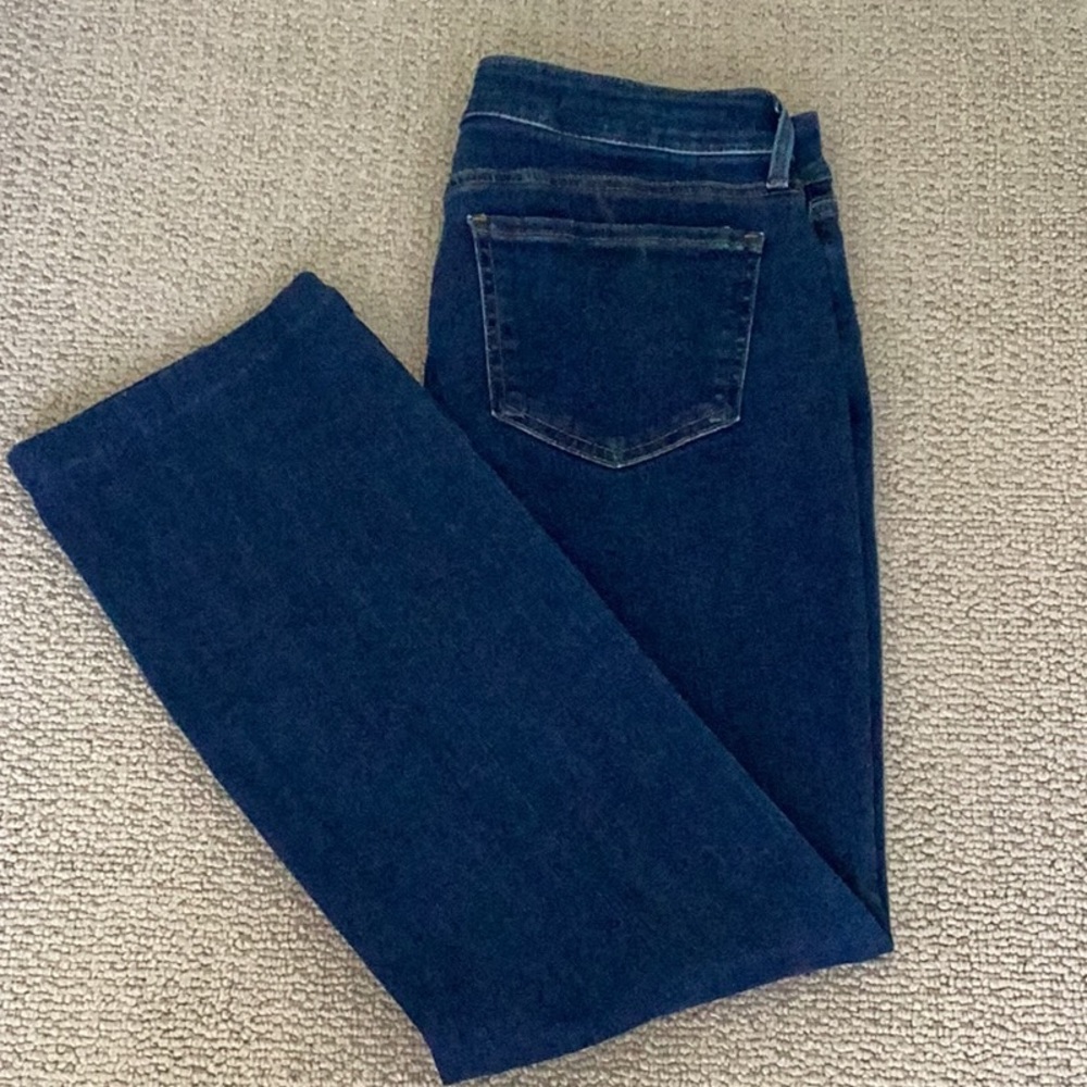 NYDJ Denim Marilyn Straight Size 6 Jeans.